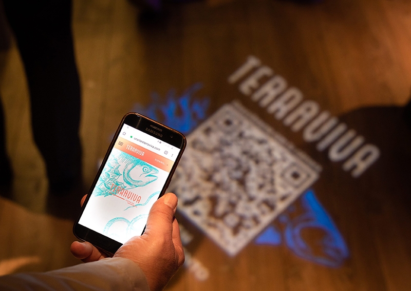 ImaginAds proyecta imágenes personalizadas e interactivas