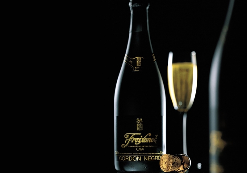 Lovebite gana la cuenta internacional de Freixenet
