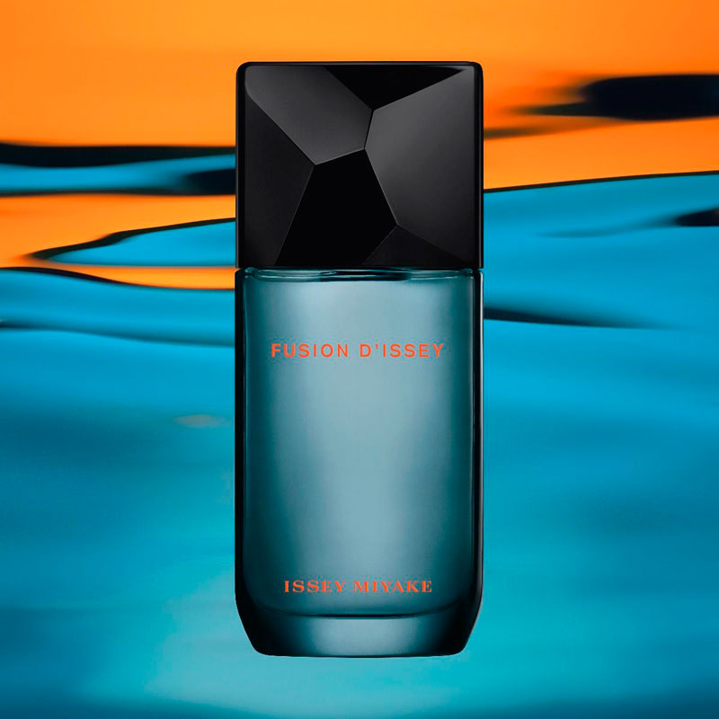 Issey Miyake apuesta por la tele para su nuevo lanzamiento