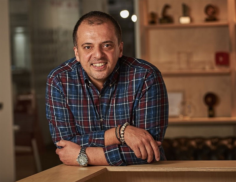 Reprise ficha a Ghayth Fawzat como Director creativo digital