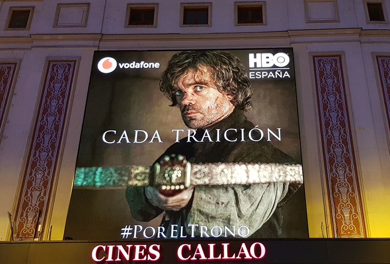 Acción sincronizada de "Juego de Tronos" en Callao City Lights