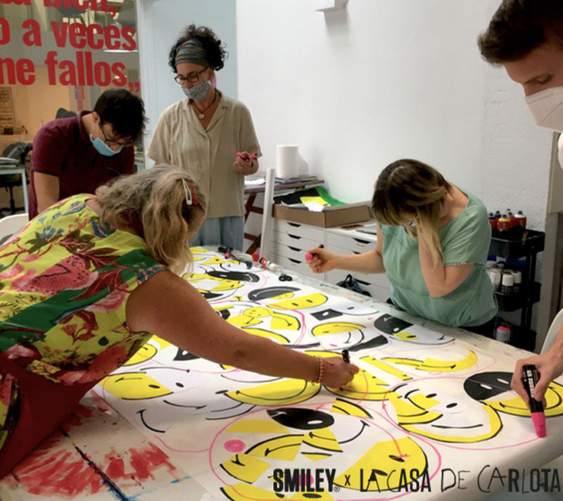 "Sonría", un diseño de La Casa de Carlota para Smiley