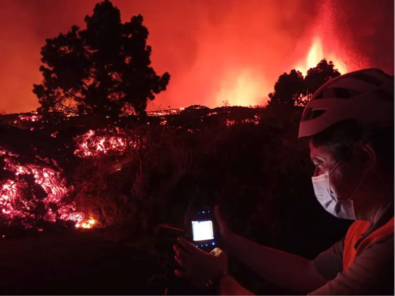 Orange se solidariza con los habitantes de La Palma