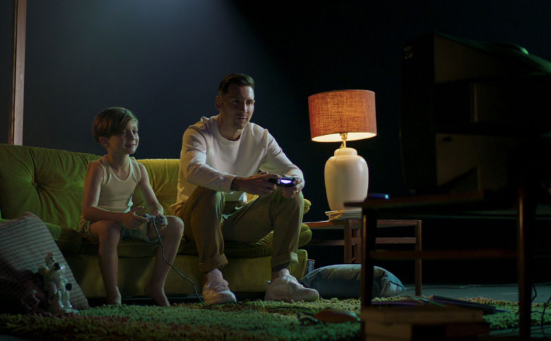 Leo Messi protagoniza el lanzamiento del videojuego PES 2021