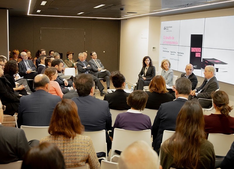 "La transparencia no elimina la corrupción, pero la dificulta"