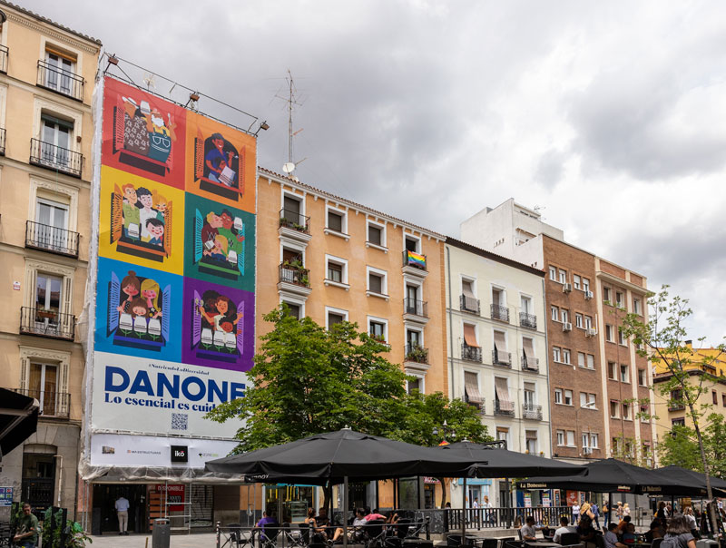 Danone reivindica la diversidad familiar en el Mes del Orgullo