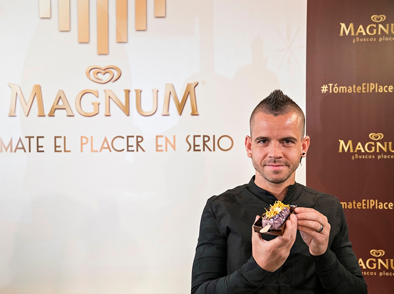 El chef Dabiz Muñoz experimenta con el helado Magnum