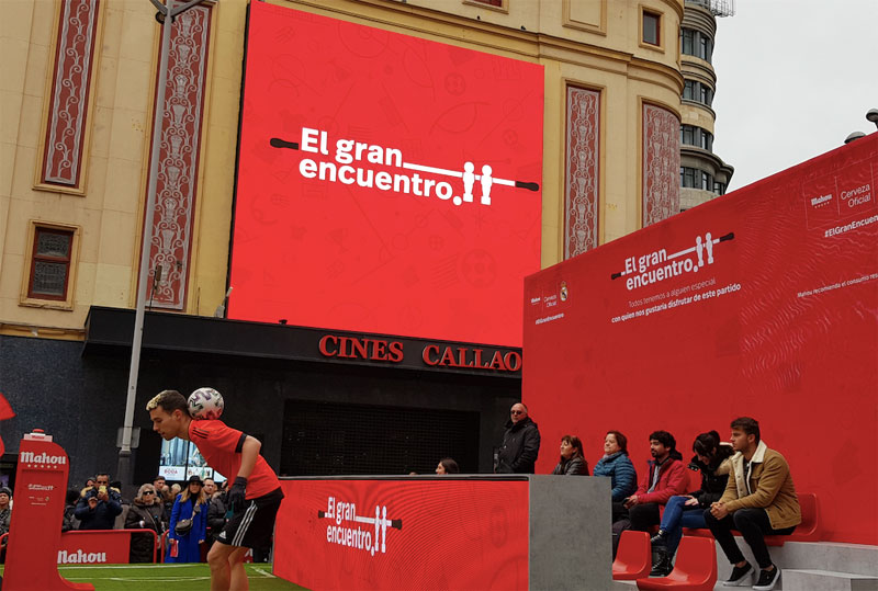 Mahou y Callao City Lights animan El Clásico