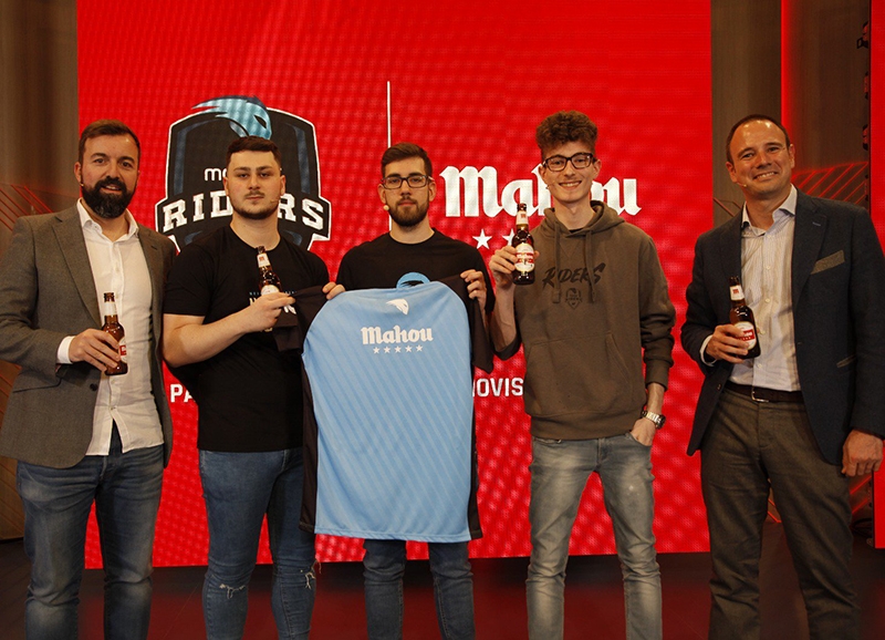 Mahou Cinco Estrellas apuesta por los eSports con Movistar Riders