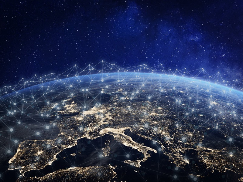 Caída en picado del valor de marca de las telecoms españolas