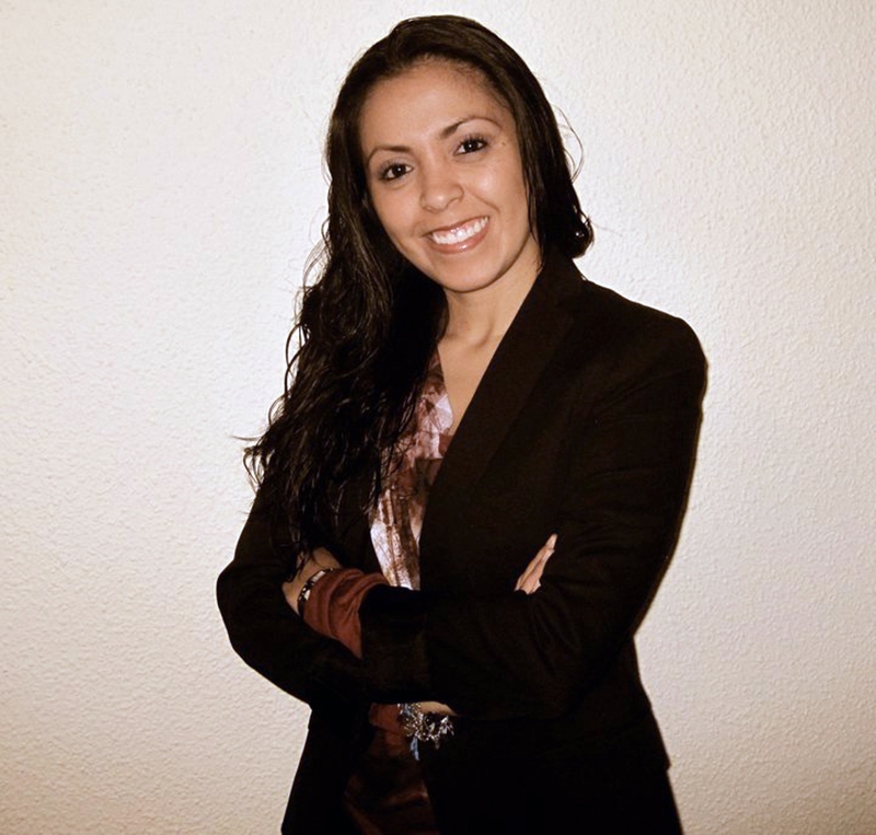 MEC ficha a Marybell Martínez