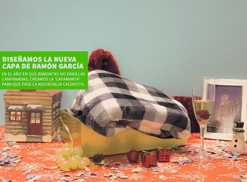 Ramón García cambia su tradicional capa por una "capa-manta"