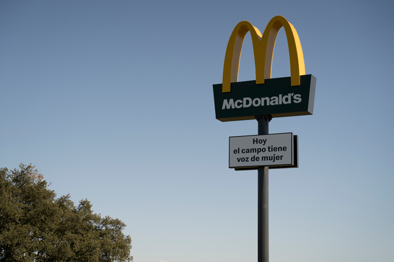 McDonald´s da voz a mujeres que trabajan para el campo