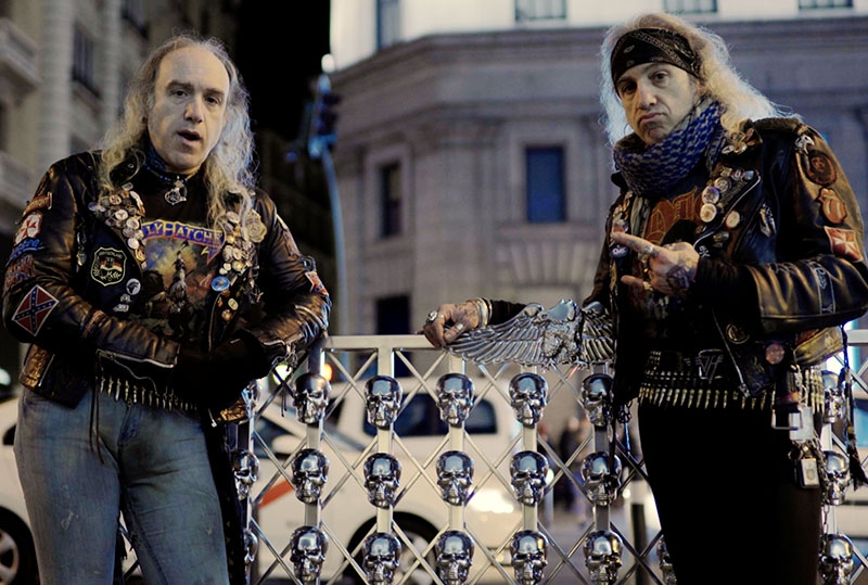 M&CSaatchi regala una valla a los "jevis" de la Gran Vía