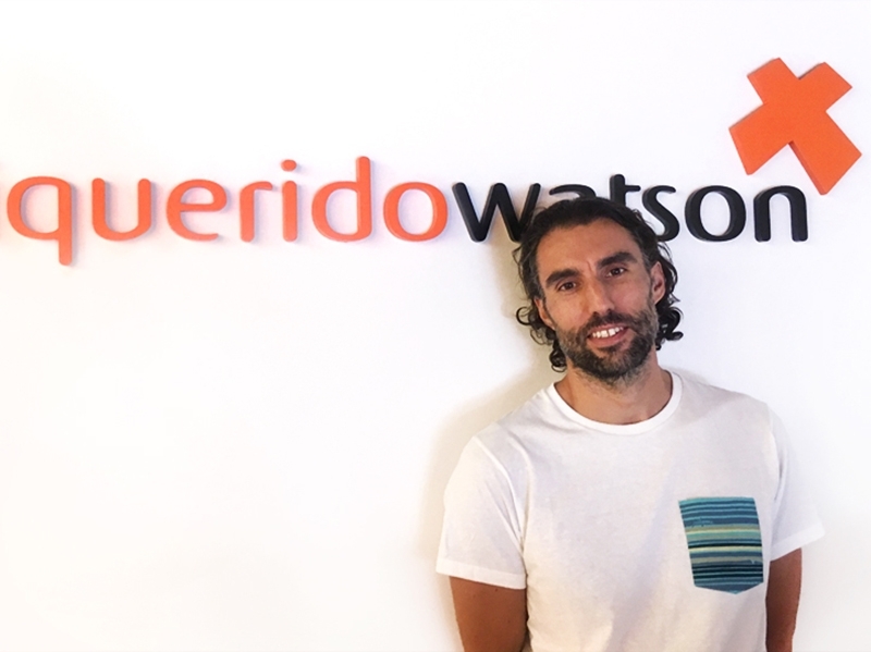 Promoción de Javier Nieto en Mi Querido Watson