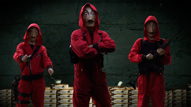 La banda de "La Casa de Papel" asalta la oficina de Danone