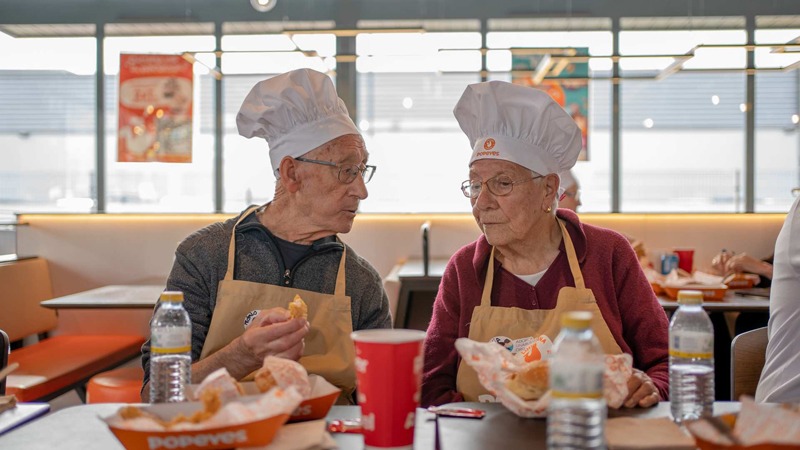 Popeyes ayuda a mitigar la soledad no deseada