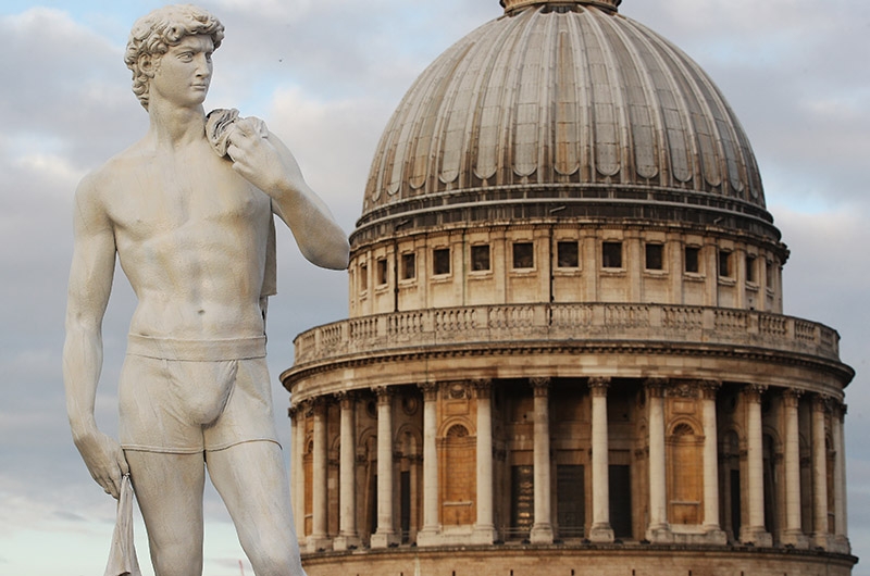 Samsung pone al David de Miguel Ángel a hacer la colada