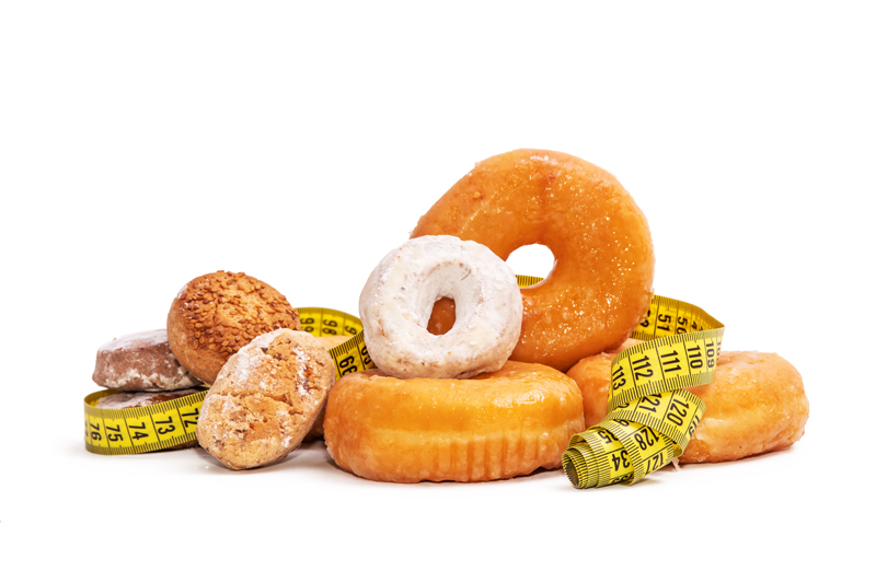 Sobre la prohibición de anunciar productos no saludables a niños