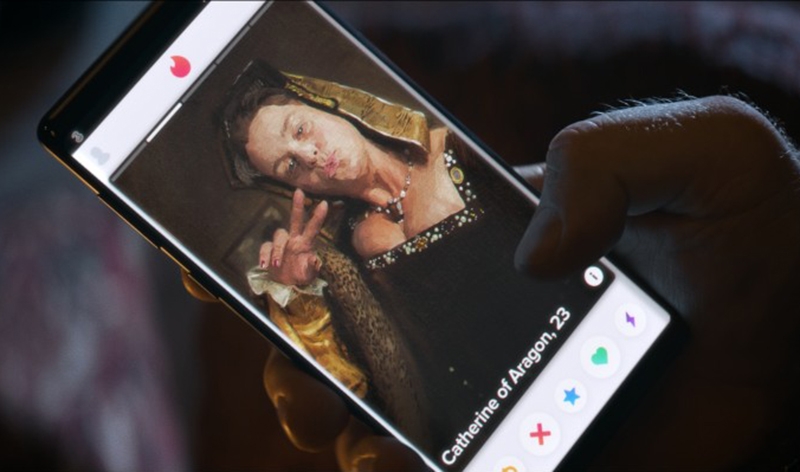 Los móviles viajan en el tiempo y cambian el curso de la historia