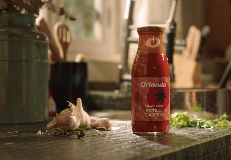 Orlando celebra la desescalada con una canción