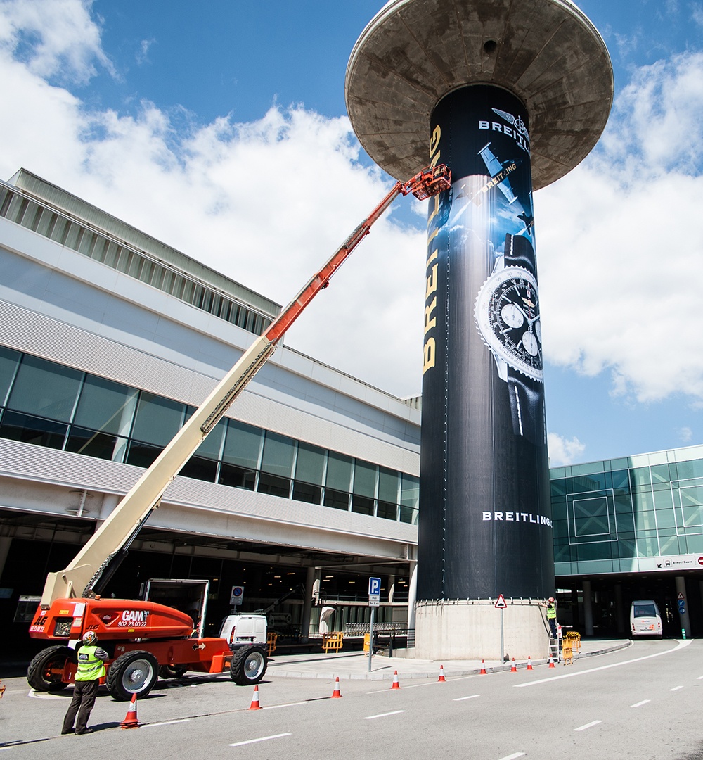 Acción de Breitling en el aeropuerto