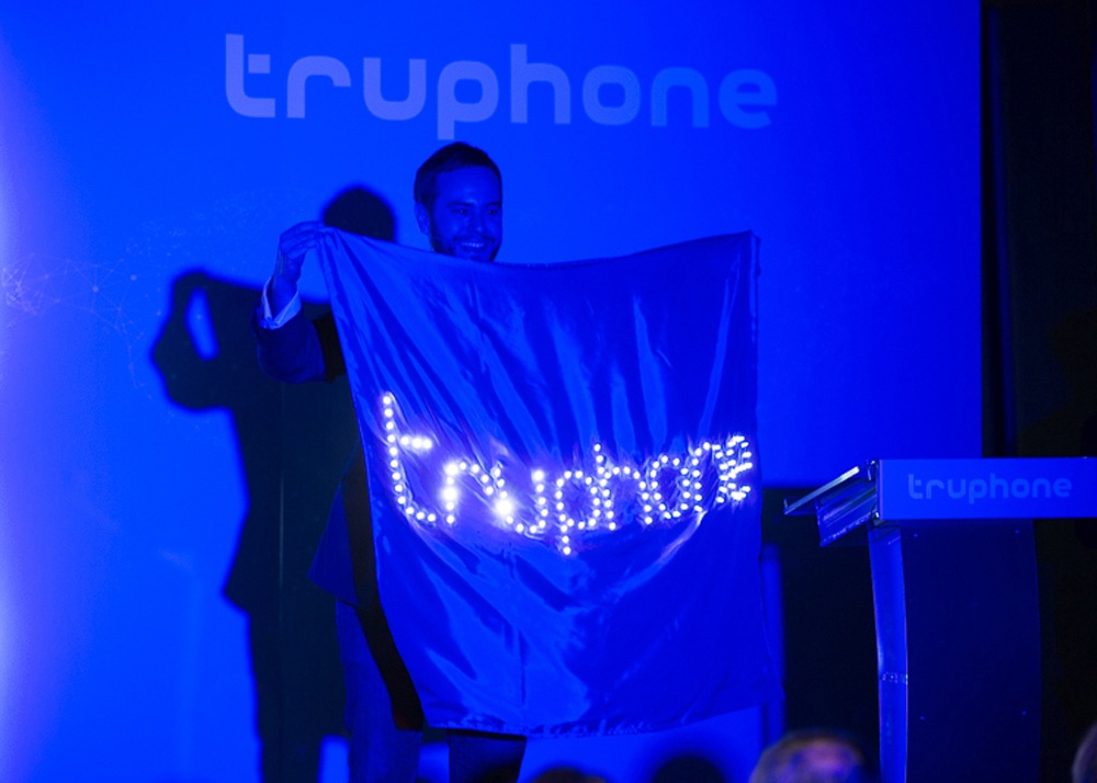 Sheridan gana la cuenta de Truphone
