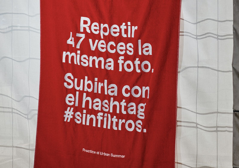 Beefeater "trolea" la playa para reivindicar la ciudad en verano