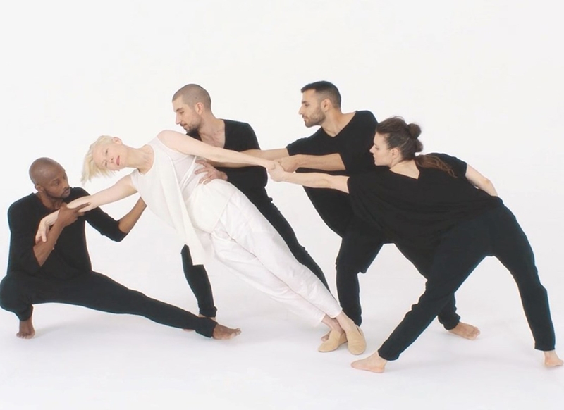 Danza contemporánea para crear conciencia sobre el VIH