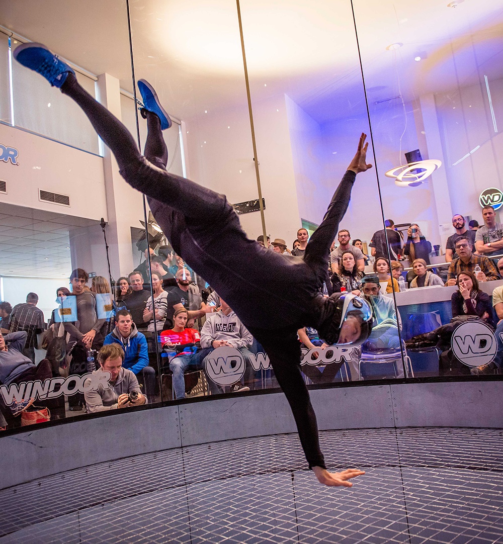 Vuelo "indoor" convertido​ en fenómeno viral