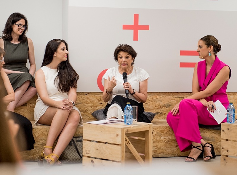 "Yo, jefa", iniciativa de Trescom para fomentar el liderazgo femenino