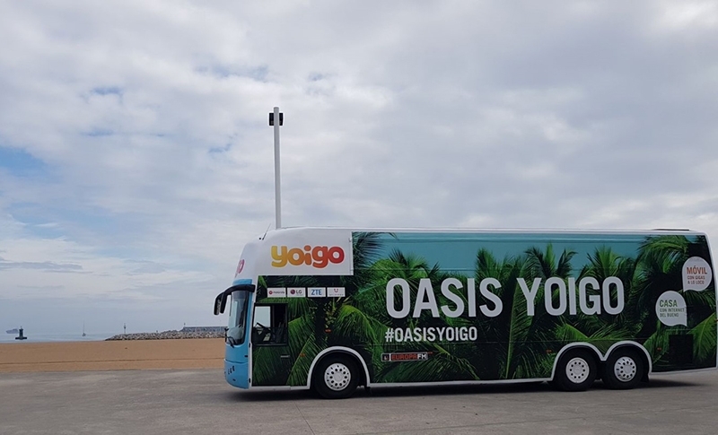 Yoigo lleva un oasis de diversión a las playas españolas