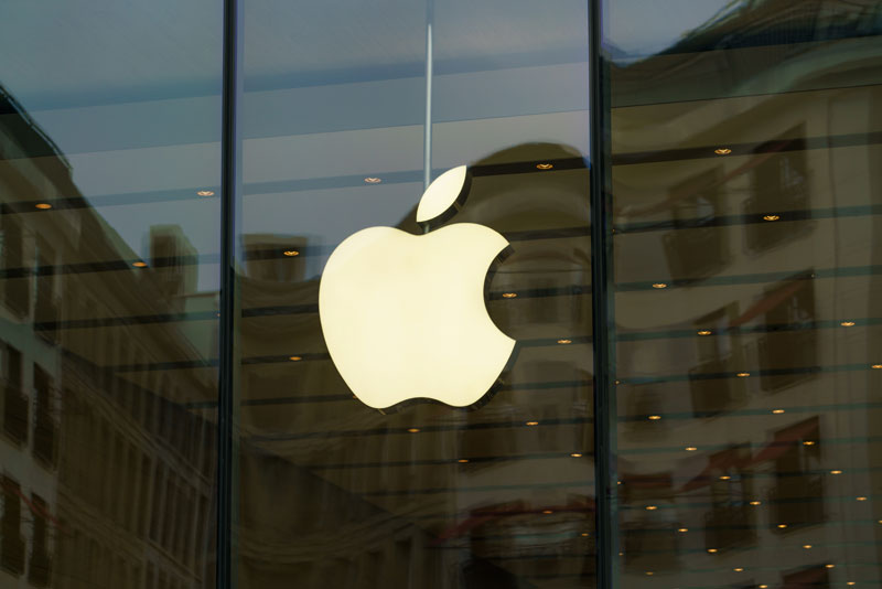 Apple, primera marca del mundo en alcanzar el billón de dólares