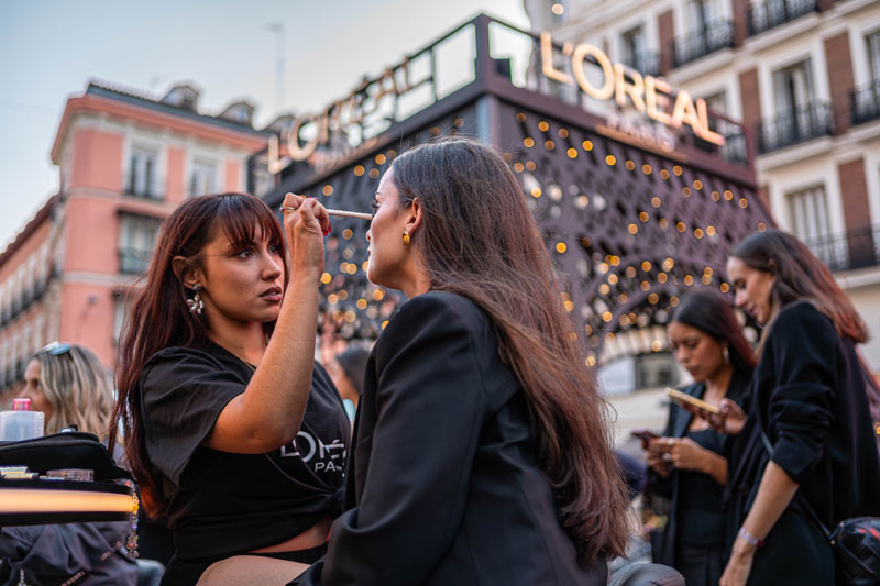 L´Oréal Paris lleva la Torre Eiffel a la Plaza de Callao