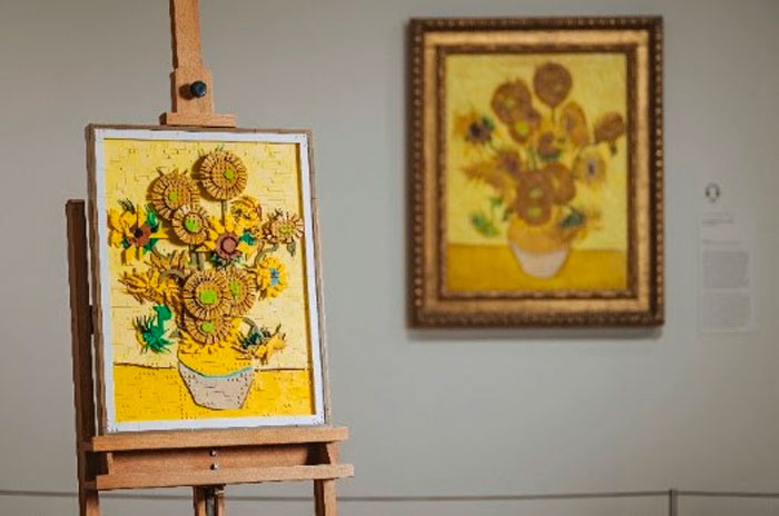 Los Girasoles de Van Gogh en ladrillos LEGO.