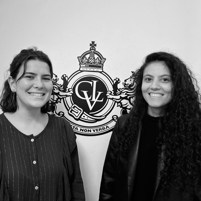 Irene Ortega (redactora) y Laura Vicente (directora de arte) en CLV.