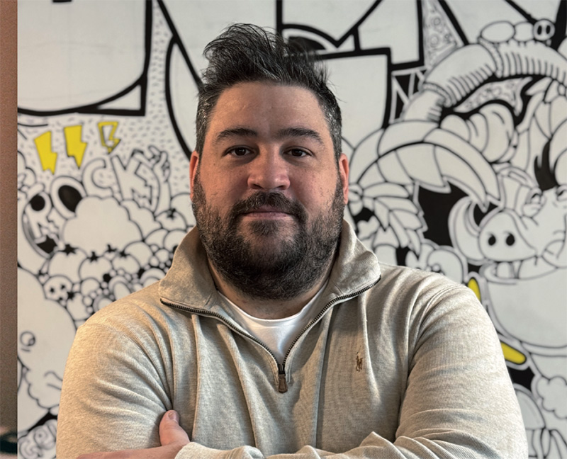 Es personal... Charlie Lastra, Director creativo en TBWA