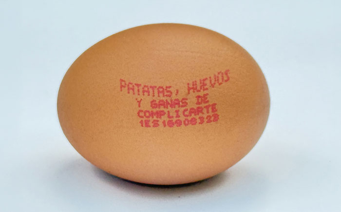 Si te da miedo hacer tortilla de patata, échale huevos.