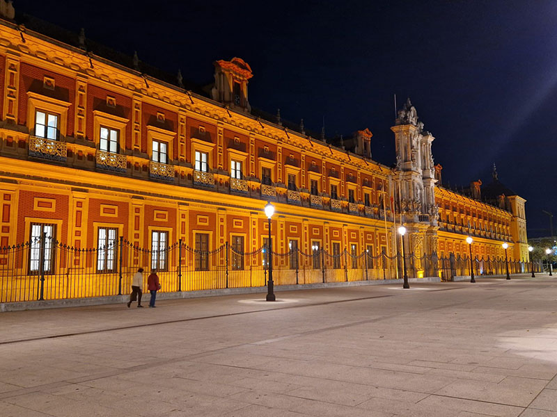 La Junta de Andalucía adjudica sus medios de exterior y cine a Proximia