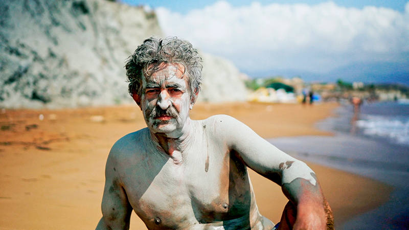 "Tu yo de vacaciones" en la nueva campaña de Lotería Nacional