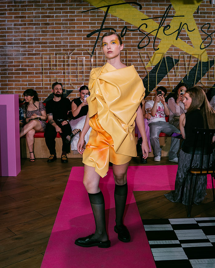 Foster´s Hollywood convierte sus nuevas burgers en divas de pasarela.