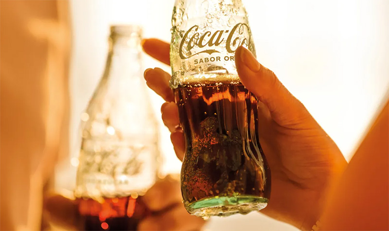 Batería de acciones de Coca-Cola para el verano