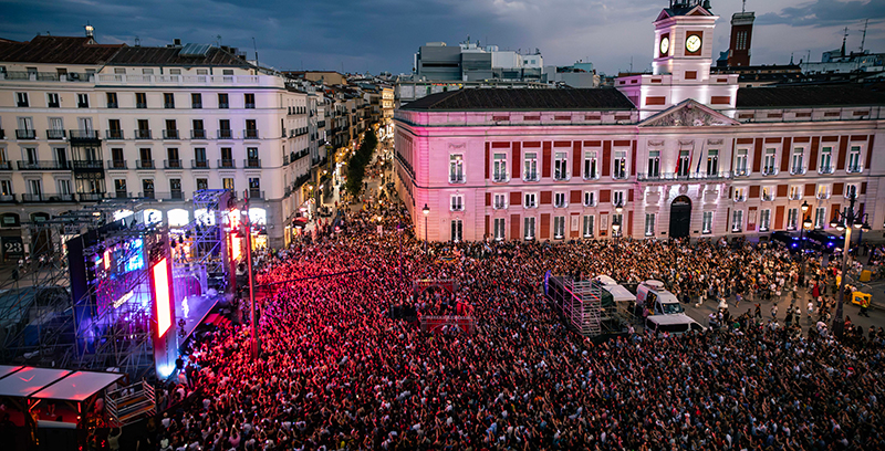 Homenaje de Cruzcampo a Camarón en la Puerta del Sol