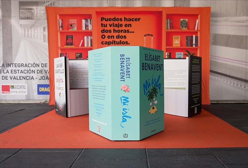Bancolibros formato bolsillo en las estaciones de tren