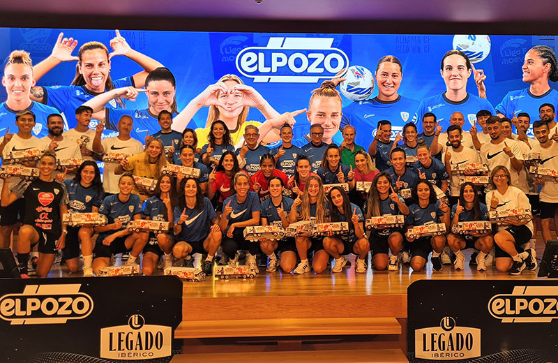 El Pozo renueva su patrocinio del Alhama Club de Fútbol