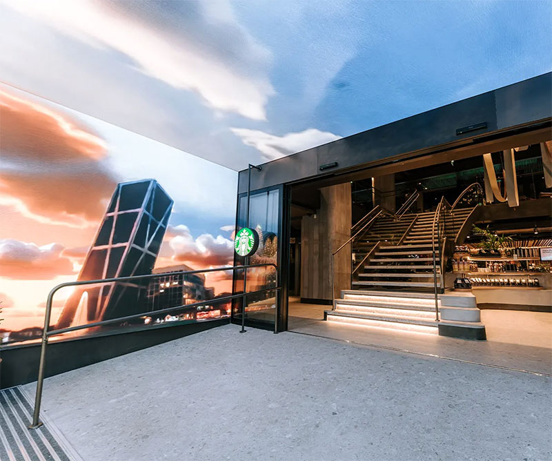 La nueva flagship de Starbucks abre sus puertas en el Bernabéu