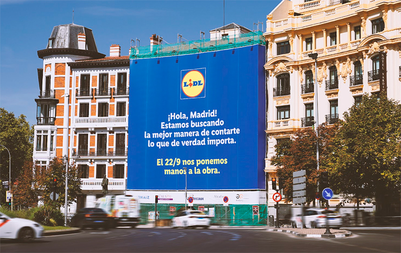 Lidl afianza su presencia global con la campaña "Lidl vale la pena"