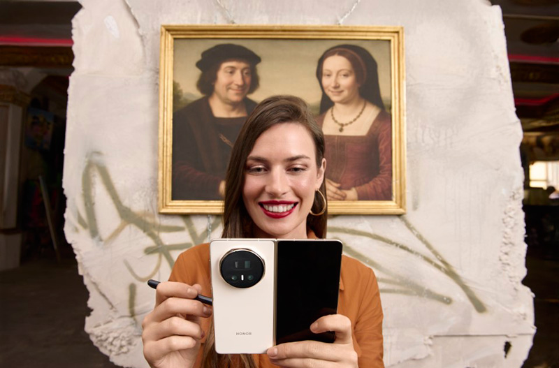 Campaña internacional de HONOR con sello español