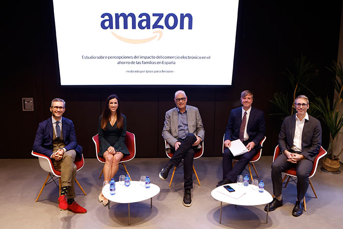 "Estudio sobre percepciones del impacto del comercio electrónico en el ahorro de las familias en España", realizado por Ipsos para Amazon.