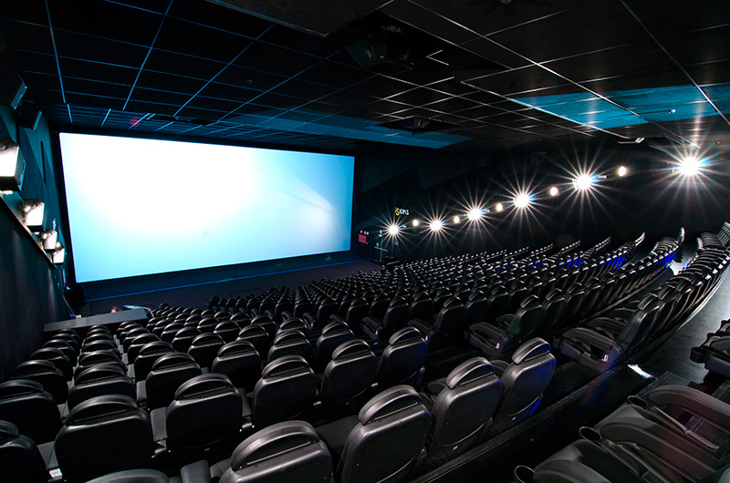 Cinesa y The Offline Club llevan la desconexión digital a los cines